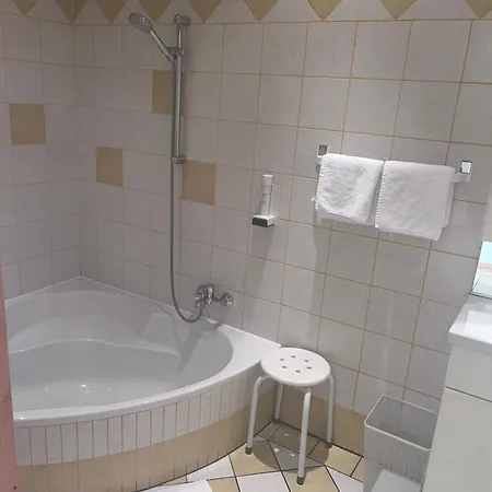 Mini-hôtel Grossschedl Zum Kramerwirt 3*